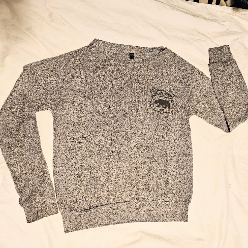 Purple Snow Lightweight California Badge Gray Sweater Women's S